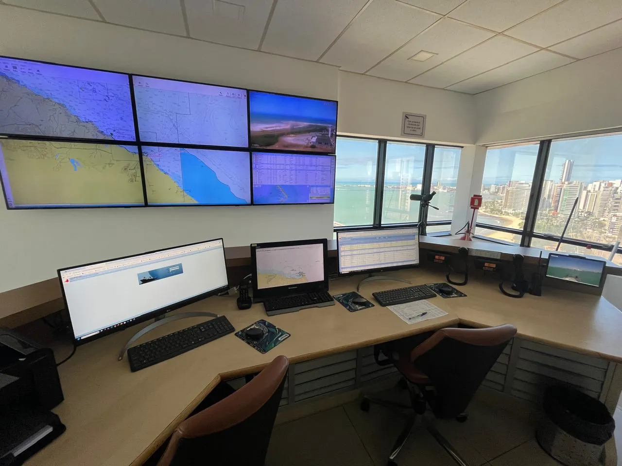 Pilot station — control center