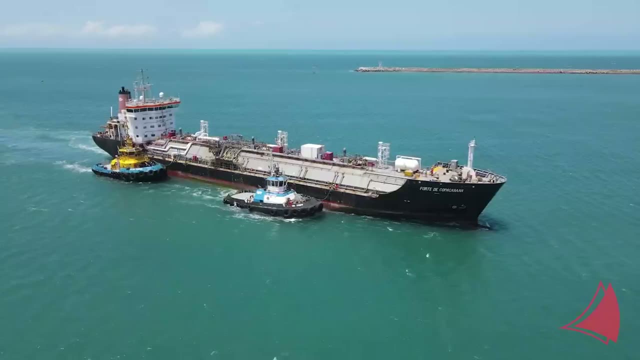 Ship-to-ship operation — Mucuripe